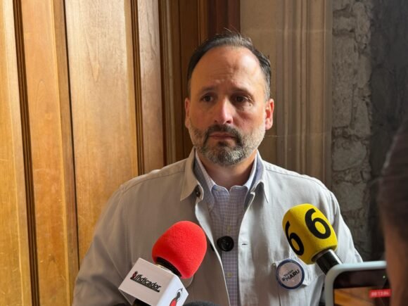 Santiago de la Peña desconoce quién pagará concentración de apoyo a Maru Campos