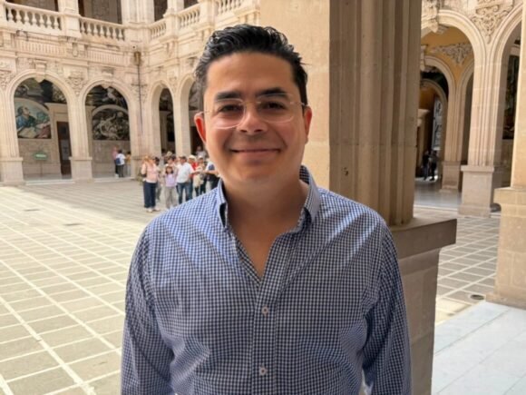 “Maru Campos no se va a doblar ante presiones políticas”: Rafa Loera