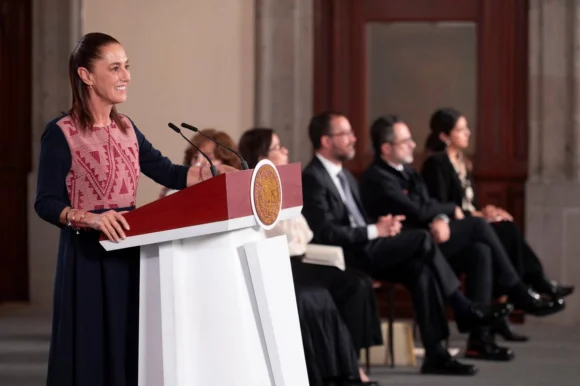 gobernacion-y-sep-mantienen-dialogo-con-la-cnte-dice-sheinbaum-frente-a-movilizacion-magisterial_556118e6-d5e6-4aae-9e9c-a86d3521106c_medialjnimgndimage=fullsize “No hay imputación”: Sheinbaum aclara citatorio de la FGR a Maru Campos