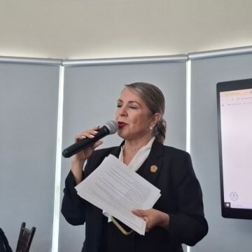 20260618_115405 Rosana Díaz acusa que la responsabilizaron del refinanciamiento pese a voto a favor de María Antonieta Pérez