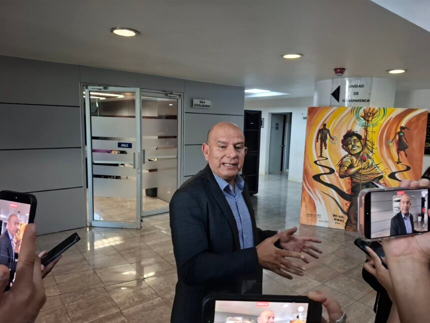 Cuauhtémoc Estrada responde a señalamientos de Rosana Díaz: “Cuando tenga una notificación de una autoridad, voy a responder”