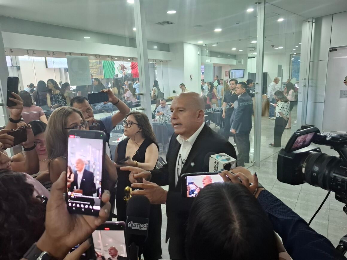 20260622_105936 “Ni Varguitas en La Ley de Herodes se atrevió a tanto”: Cuauhtémoc Estrada cuestiona reforma electoral