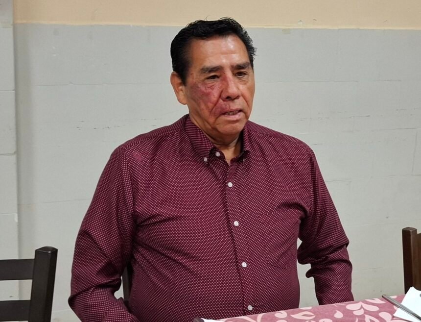 Martín Chaparro ironiza sobre registros presenciales en Morena: “A los ricos les ponen un día para ir a la Ciudad de México”