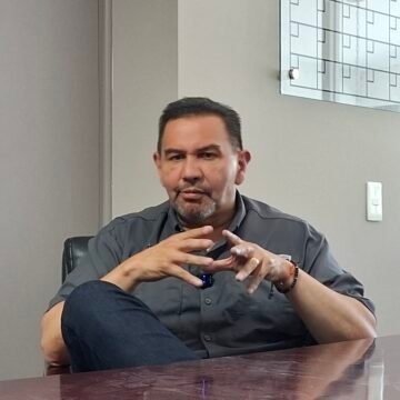 “Hicimos tanto sin el apoyo del Estado; Maru está nerviosa porque sabe que ya se van”: Cruz Pérez Cuéllar