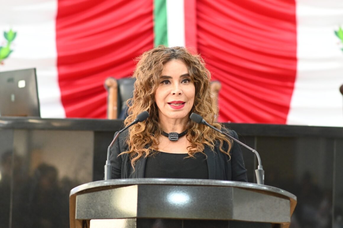 9585 Congreso corrige acta de polémica votación sobre Fortalecimiento Financiero; aclara que María Antonieta Pérez votó en contra