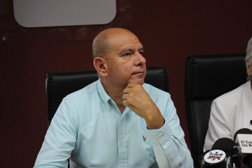 IMG-20260610-WA0052 “¿Santiago de la Peña quiere ser candidato del PRI o del PAN?”; Cuauhtémoc Estrada cuestiona mensaje del secretario general de Gobierno sobre Coahuila