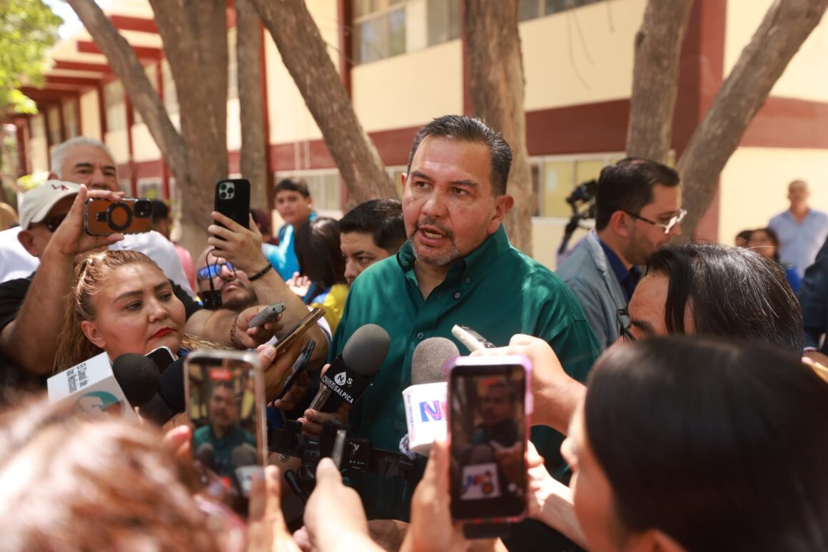 “Dicen que no es dedicatoria, pero yo sentí la pedradota”: Cruz Pérez Cuéllar acusa intento de dedicatoria en reforma electoral