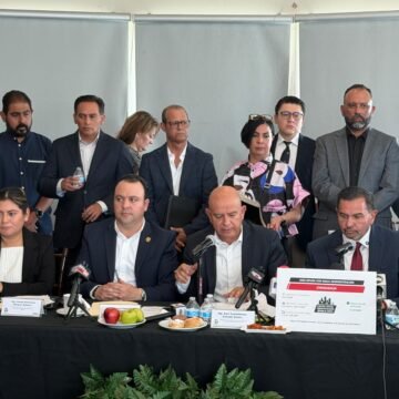 IMG-20260615-WA0079 Cruz Pérez Cuéllar defiende manejo de adeudo de ISR ante diputados; asegura finanzas sanas en Ciudad Juárez