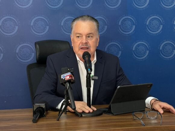 Tras reunión con César Jáuregui, Mario Vázquez asegura que no define candidaturas y pide piso parejo para todos