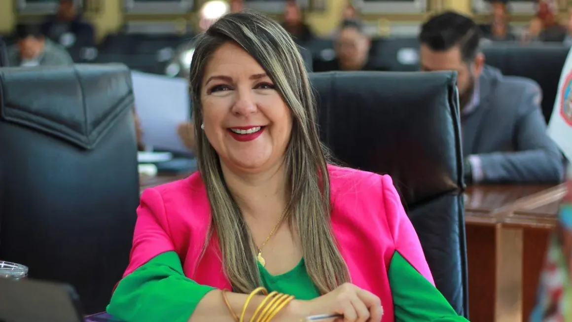 image (14) “Es un honor representar a tantas personas trabajadoras”: Rosana Díaz confirma su registro como aspirante por la alianza Morena-PT-Verde