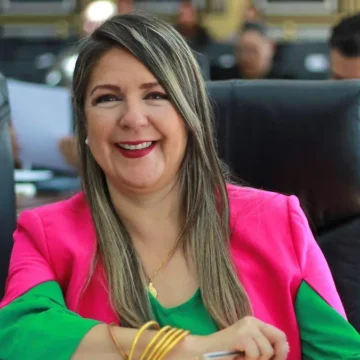 “Es un honor representar a tantas personas trabajadoras”: Rosana Díaz confirma su registro como aspirante por la alianza Morena-PT-Verde