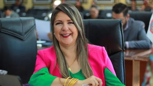 image (14) “Es un honor representar a tantas personas trabajadoras”: Rosana Díaz confirma su registro como aspirante por la alianza Morena-PT-Verde