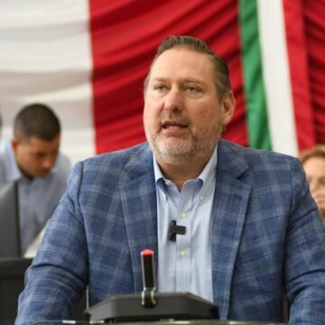 Acusan a diputado Carlos Olson de financiar cambio de identidad de hombre señalado por violencia contra mujeres