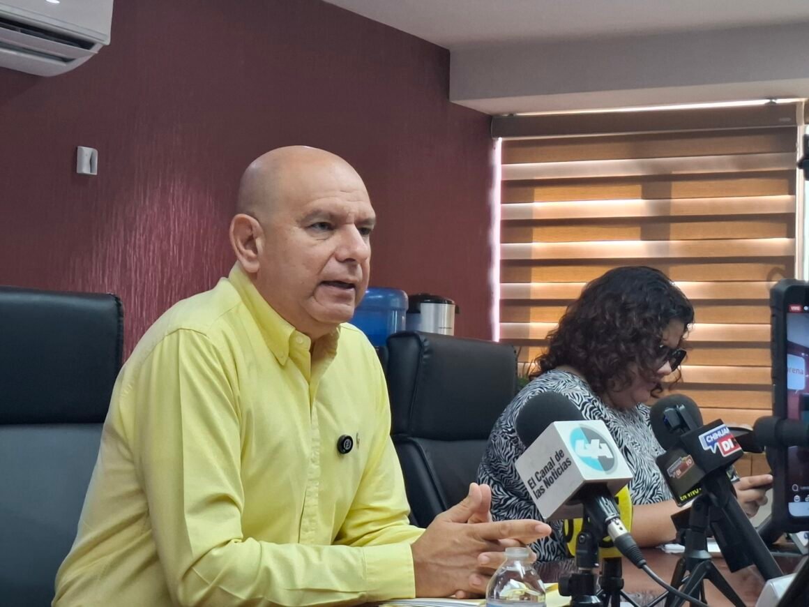 20260701_100900 “¿Quién vende inmuebles?”: Estrada cuestiona a Maru Campos por denuncias contra Ariadna Montiel y Andrea Chávez