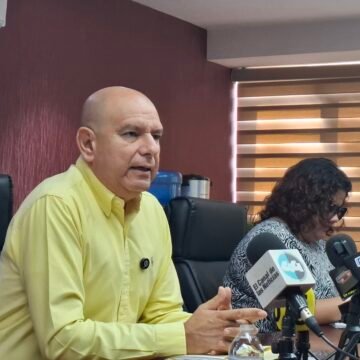 20260701_100900 “¿Quién vende inmuebles?”: Estrada cuestiona a Maru Campos por denuncias contra Ariadna Montiel y Andrea Chávez
