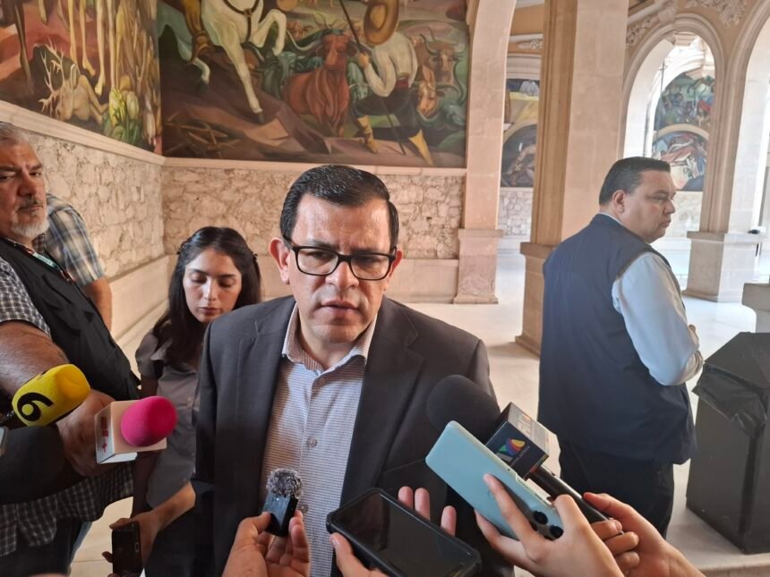 “Nos toca la procuración de justicia; lo que cada uno manifieste es un tema personal”: Francisco Sáenz, ante señalamientos de Daniel Terrazas contra actores de Morena en redes sociales