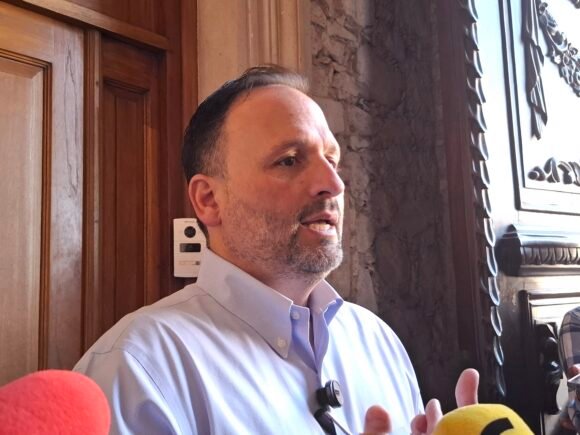 “Que piensen como chihuahuenses, no como miembros de una secta”: Santiago de la Peña a Morena