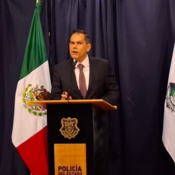 “No ha logrado llegar a buenos términos”: Loya señala falta de acuerdos con la alcaldesa para instalar el Subcentro Centinela en Guadalupe y Calvo