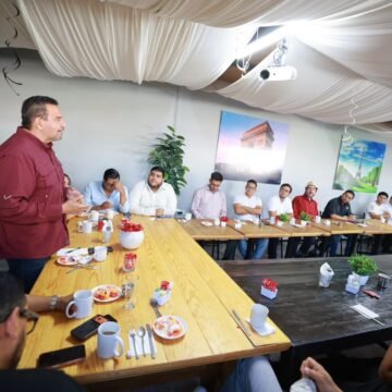 IMG-20260711-WA0012 Cruz Pérez Cuéllar realiza Asamblea Informativa con Pastores, Ministros y líderes de iglesias en Chihuahua Capital”