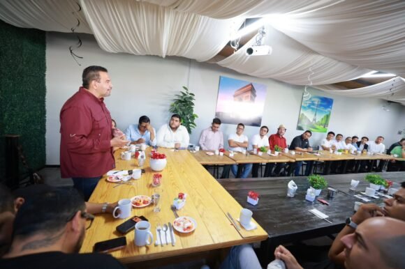 Cruz Pérez Cuéllar realiza Asamblea Informativa con Pastores, Ministros y líderes de iglesias en Chihuahua Capital”