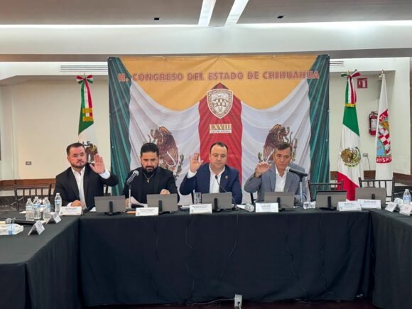 Sesiona Congreso del Estado en Hidalgo del Parral.