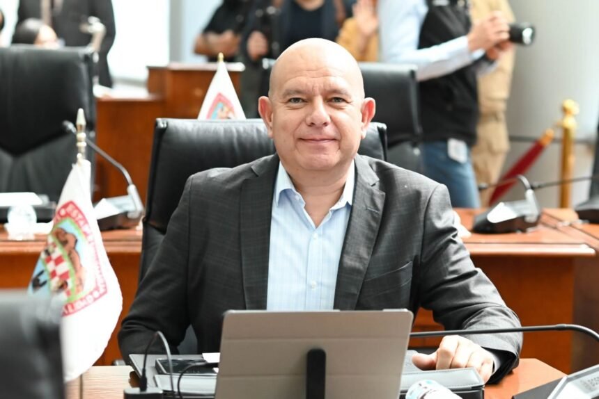 Regalito de las y los diputados del PAN a Maru Campos, a costa de las y los Chihuahuenses: Cuauhtémoc Estrada