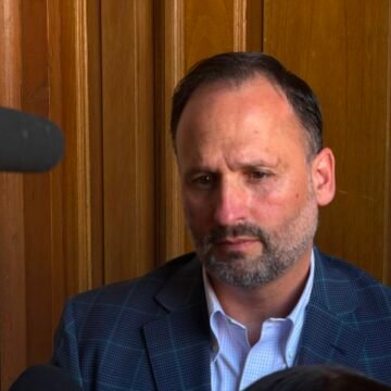 “Quieren imponer un mecanismo de censura disfrazado de derechos de las audiencias”: Santiago de la Peña
