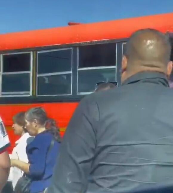 Al estilo priista: exhiben en video acarreo de mujeres para evento de Santiago de la Peña