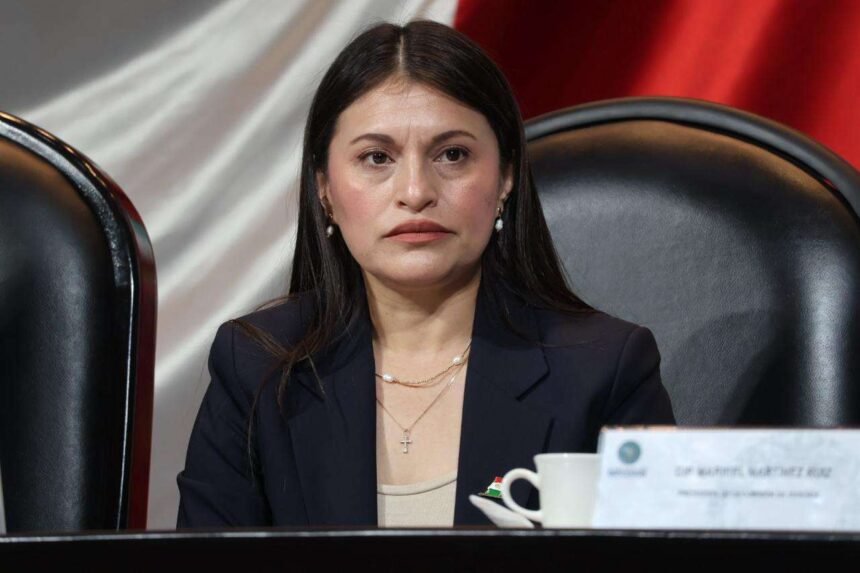 “Muchos lo han hecho, incluso el PRI”: Rocío González sobre promoción en espectaculares