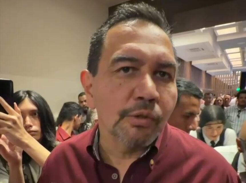 “Siempre juntan más tractores que personas”: Cruz Pérez Cuéllar acusa a Valenciano de intentar boicotear evento en Delicias