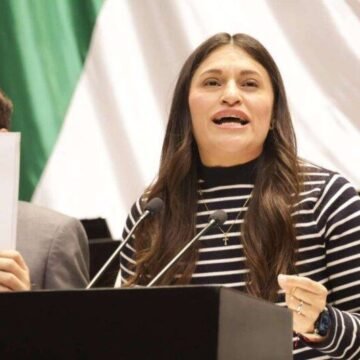 Rocío González cuestiona nuevas viviendas del Bienestar en Punta Oriente y pide rehabilitar casas abandonadas