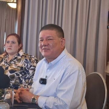 Jáuregui confía en los testimonios ciudadanos como fortaleza electoral