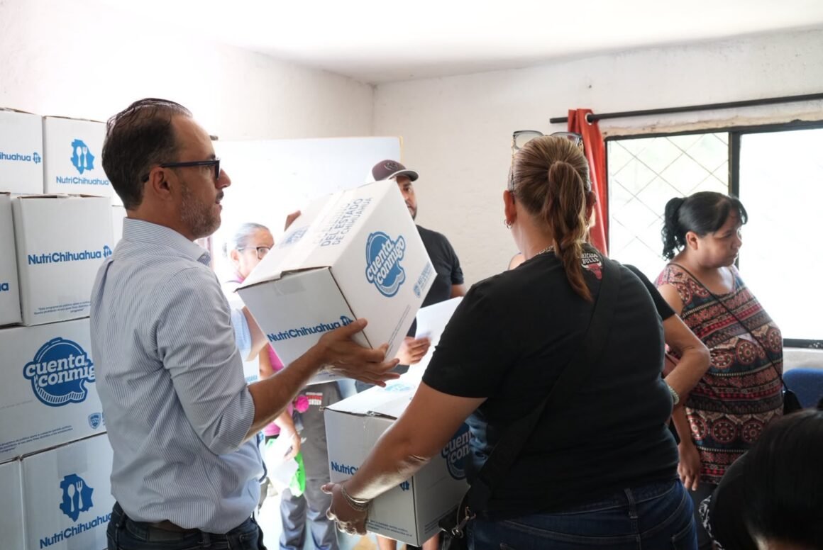 Mantiene Jorge Soto agenda de trabajo y gestión con vecinos de la División del Norte