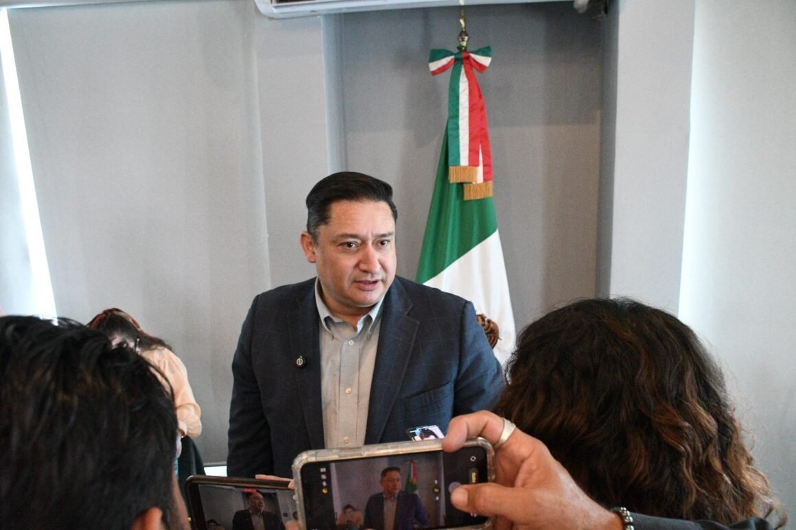 El PAN demuestra que sabe construir consensos: Alfredo Chávez