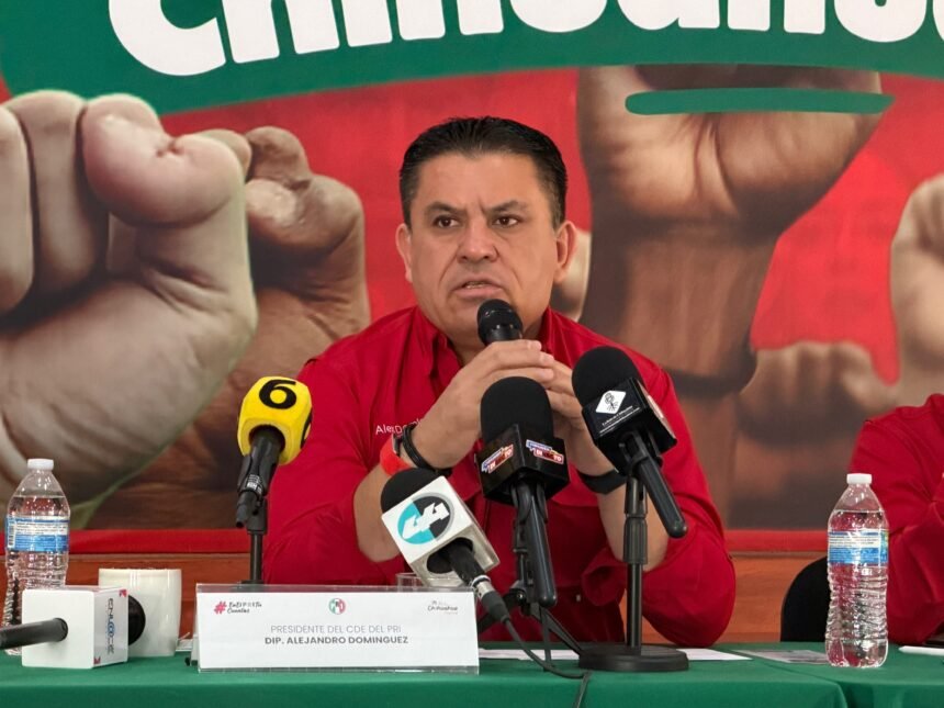 Aclara Alex Domínguez que Enrique Rascón se mantiene como militante del PRI