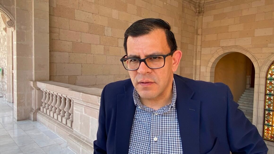 Respalda Francisco Sáenz iniciativa para autonomía de la Fiscalía