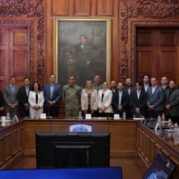 Maru Campos sostiene reunión de trabajo con el Clúster Minero de Chihuahua