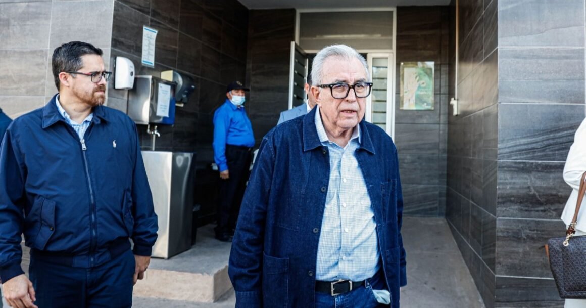 Rubén Rocha retoma la gubernatura de Sinaloa tras tres meses y medio de licencia