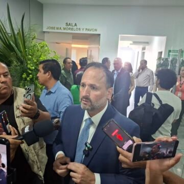 20260901_105548 Santiago de la Peña pide dejar correr procesos internos para definir una posible alianza opositora