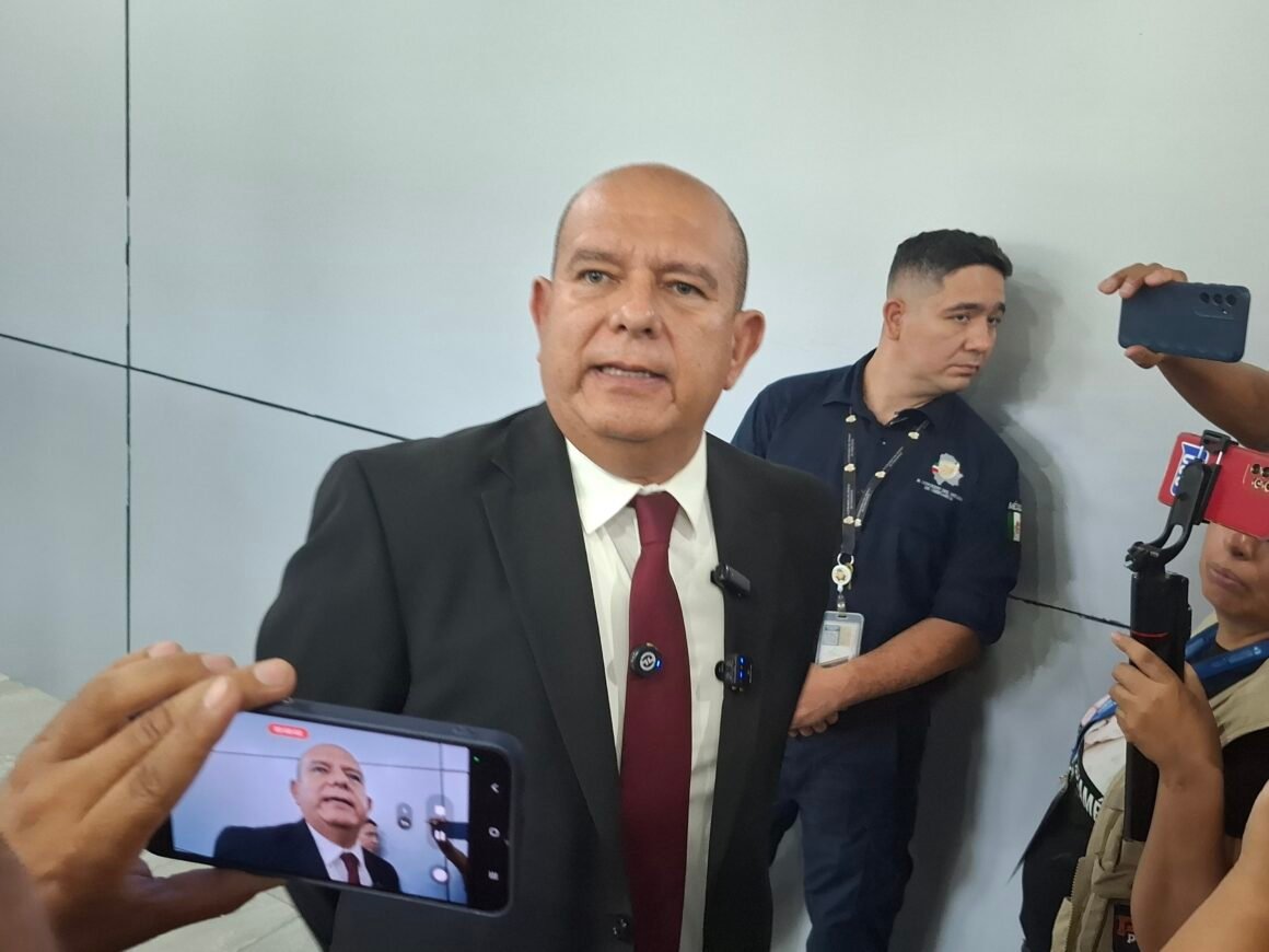 20260901_112618 “Para nada implica una Fiscalía autónoma”: Estrada cuestiona propuesta del PAN y MC