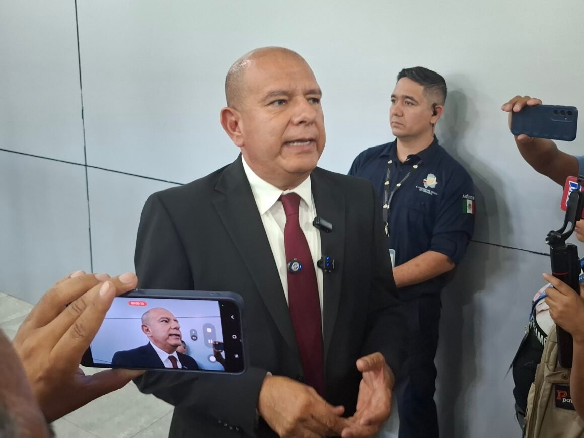 Lo trascendente del informe de Sheinbaum es lo que va a informar y no la ausencia de Maru: Cuauhtémoc Estrada