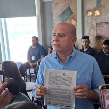 “Pueden tener los votos, pero no tienen la razón”: Cuauhtémoc Estrada