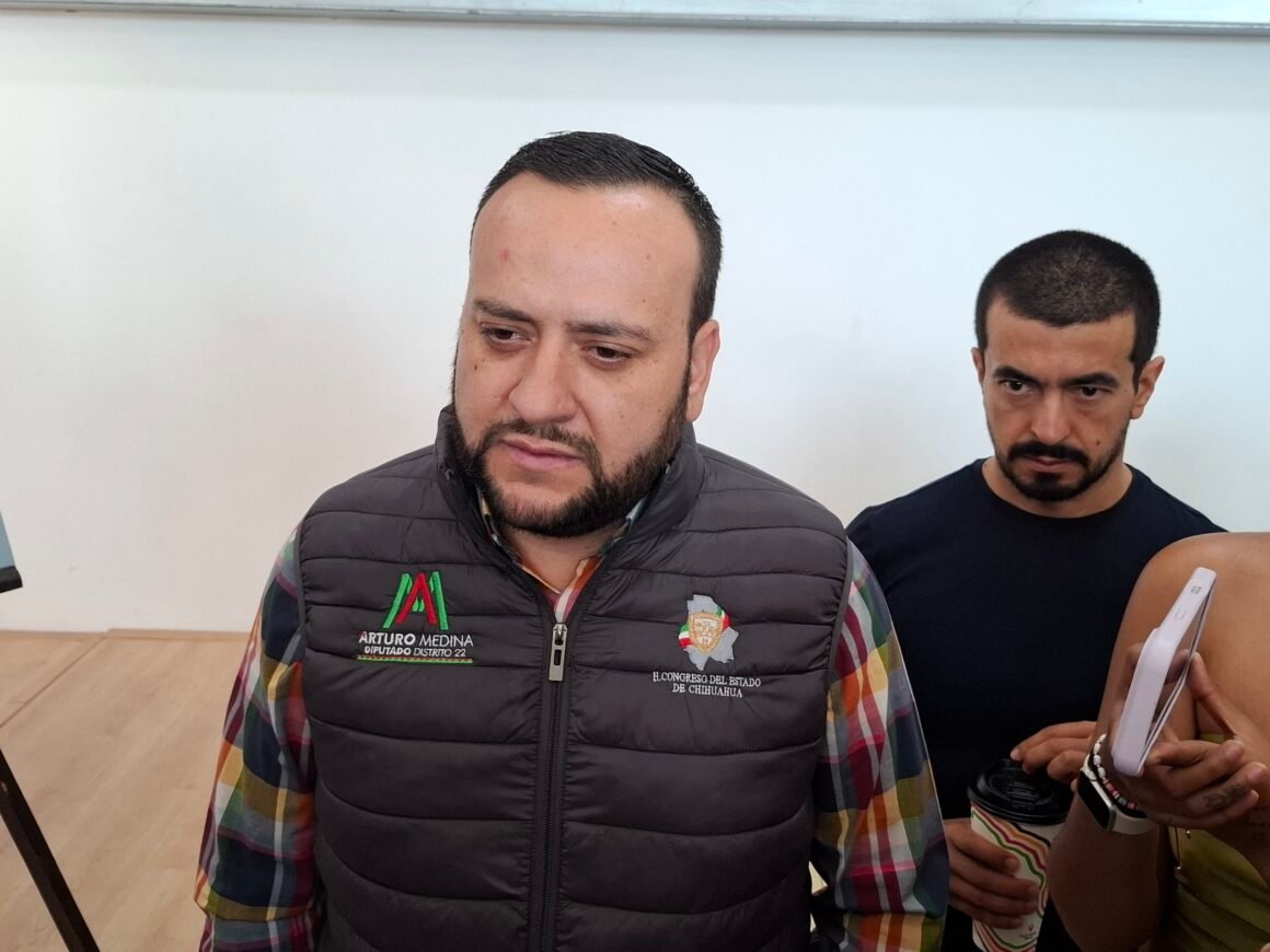 20260922_084037 “Lo único que dejó la visita de la presidenta fue basura”: Arturo Medina