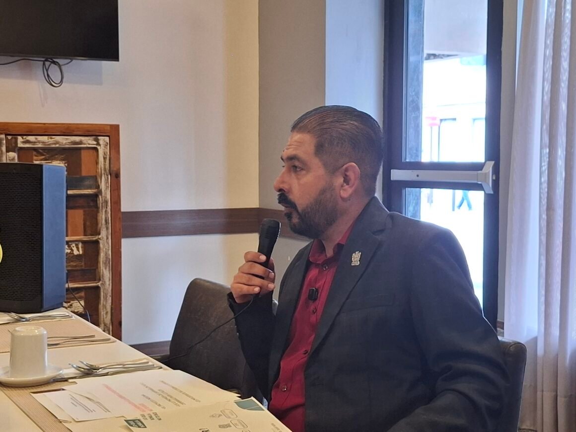 “La ciudadanía lo va a juzgar en las urnas”: Hugo González tras aprobación de venta de la calle Bustamante
