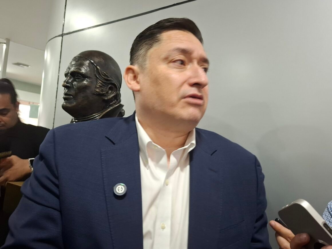 “La Secretaría tiene que defenderla ante tribunales”: Chávez ante referéndum contra elección directa de regidores