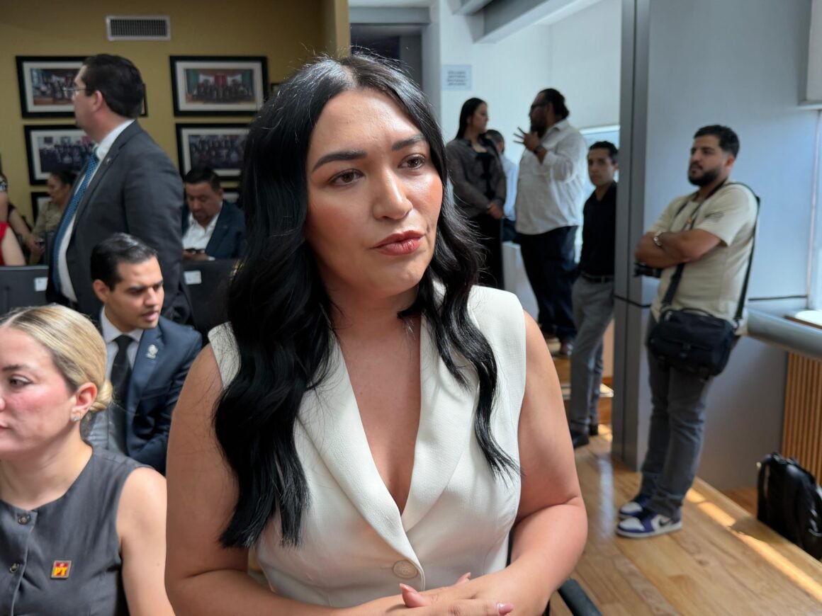 Cuestiona Brighite Granados que Maru Campos busque conservar fuero