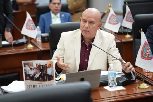 Responde Cuauhtémoc Estrada a Maru Campos por Ley Agandalle del MCPRIAN