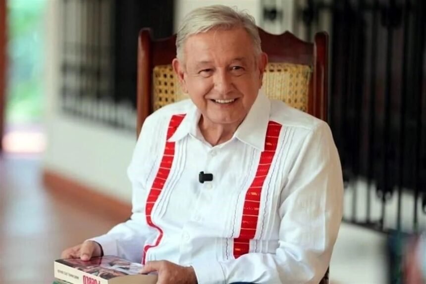 Desde Palenque, AMLO reaparece para presentar su nuevo libro