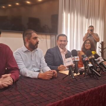 20261002_105945 Cruz advierte denuncias contra el PAN por llamarlo “narco-coordinador”