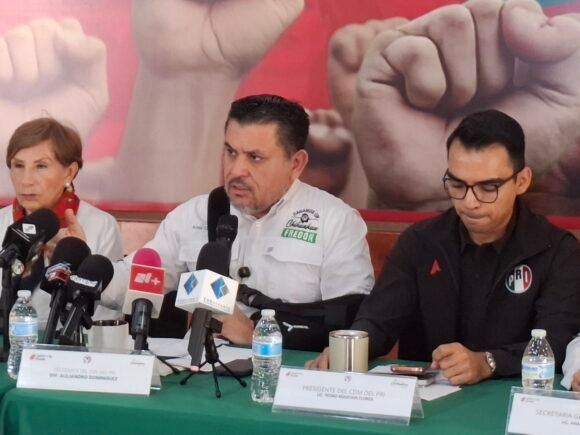 Para ganar Juárez hay que tener ganas; y yo veo a Andrea Chávez frustrada en su aspiración: Alex Domínguez